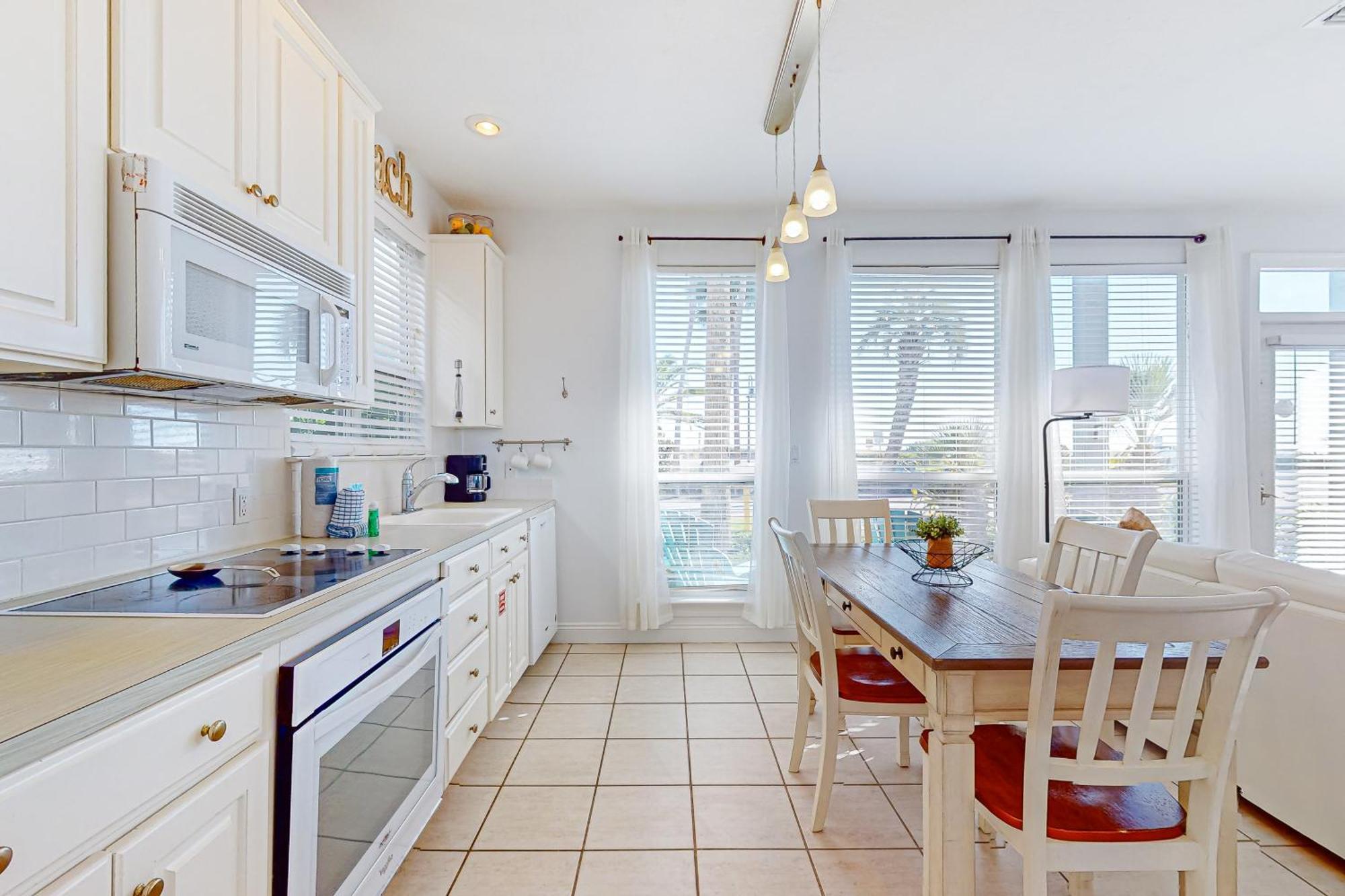 Destiny Beach Villa Екстериор снимка