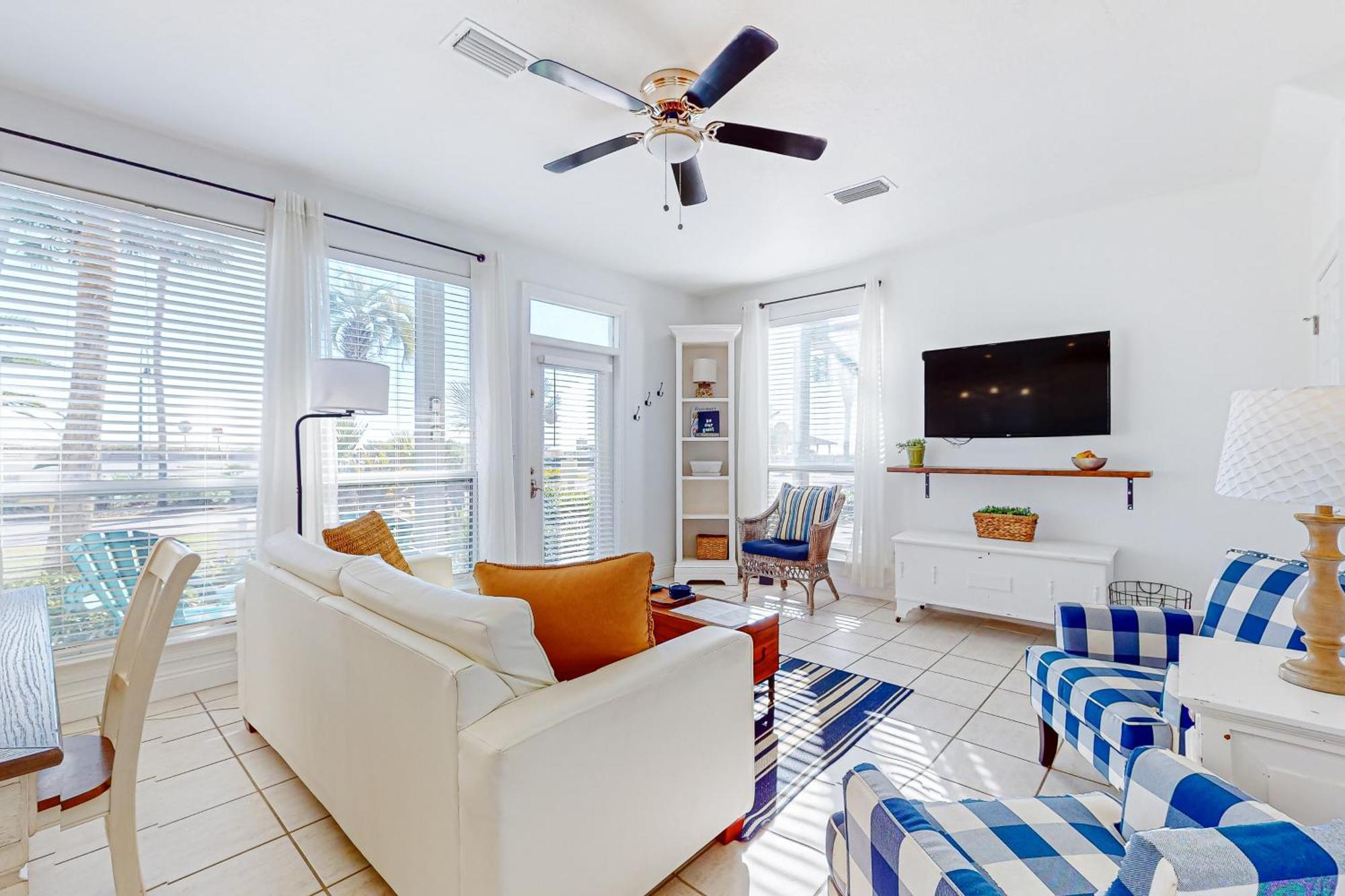Destiny Beach Villa Екстериор снимка